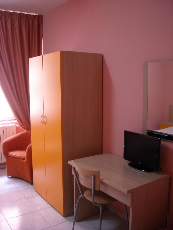 Hotel New Baby Caserta Oda fotoğraf