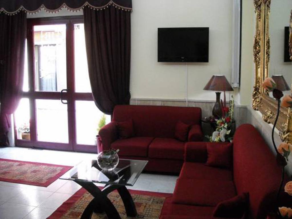 Hotel New Baby Caserta Dış mekan fotoğraf